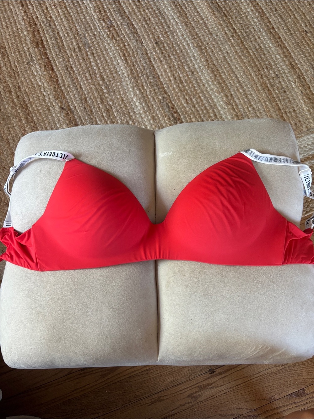 Victoria's Secret wireless bra with Branded Straps 34DD